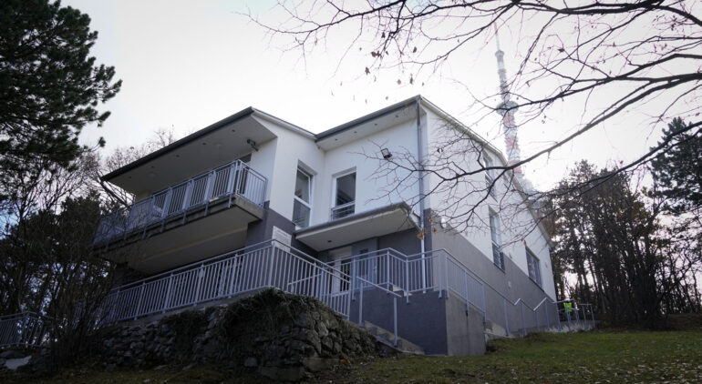 PVSK Síház roszdamentes korlát referencia, korlát készítés, korlát kivitelezés