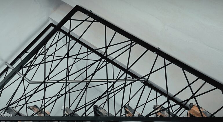 Beltéri korlát készítés rövid határidővel, egyedi kivitelben is, országosan - Lukács Vas