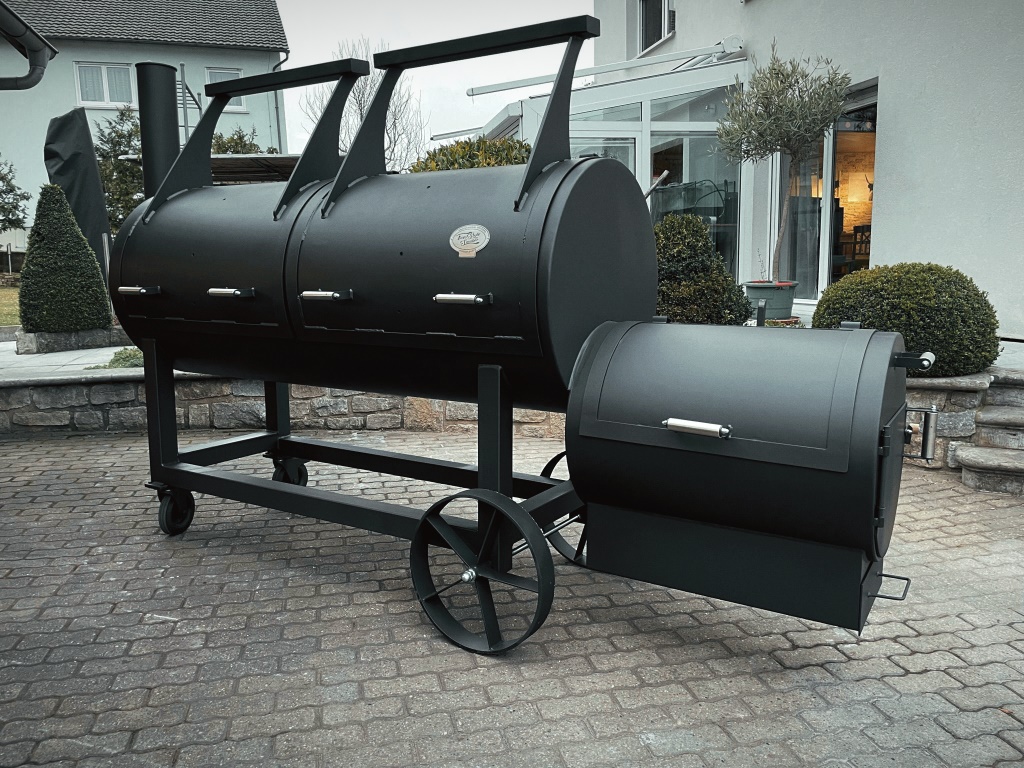 BBQ grillező, egyedi termékgyártás