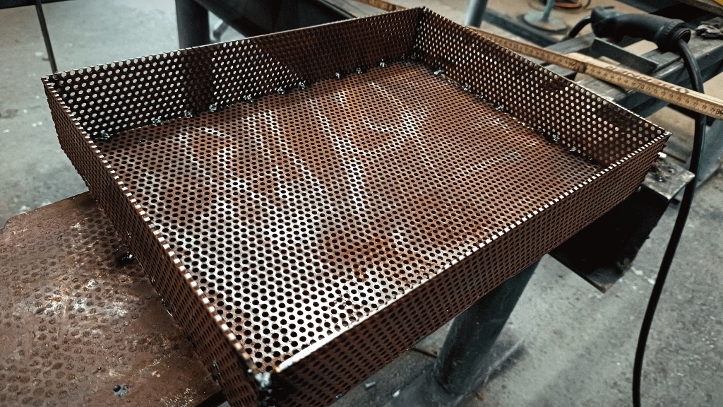 Egyedi acél- és fémszerkezet gyártás, Lukács Vas